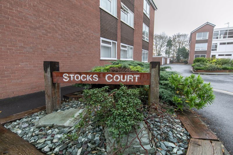 Stocks Court